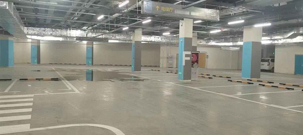 應急疏散系統的價格區間是多少？它是否具備智能報警功能？