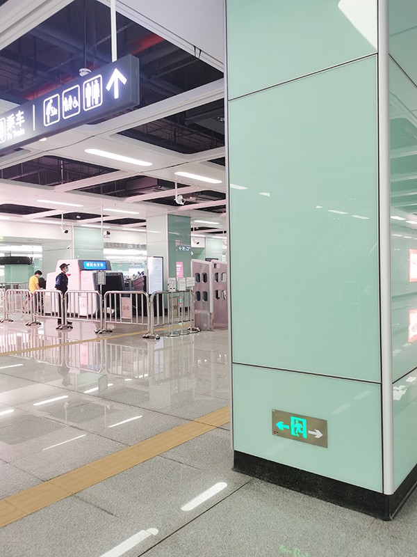 應急照明疏散指示系統在火災中的關鍵作用是什么？