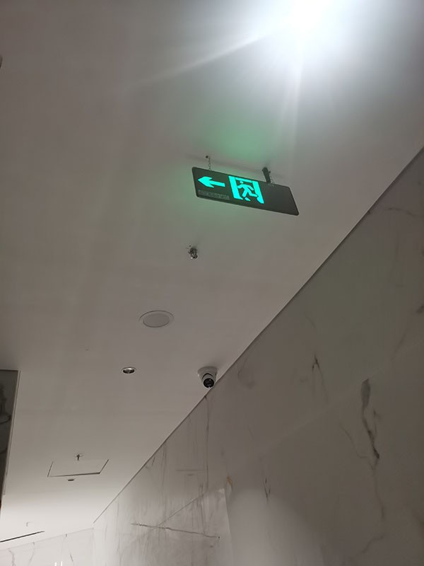 兒童樂園的應急疏散系統應具備哪些特色？