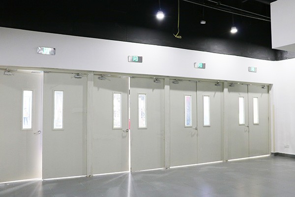 應急照明疏散指示系統：構建安全疏散通道的基石